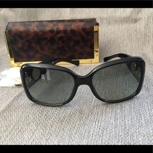 Tory Burch Sunglasses - Black